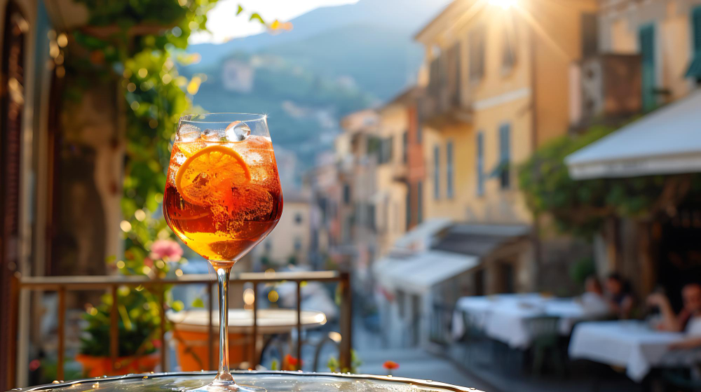 Bars and aperitivo near Villa Grazioli